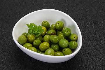 Green Campo Real olives in the bowl