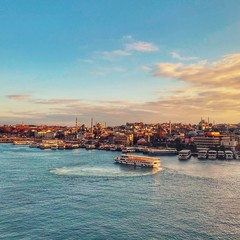 Naklejka premium view of Bosporus in Istanbul 