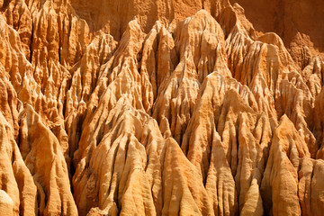 Felsen aus Sandstein an der Algarve, Portugal, Europa