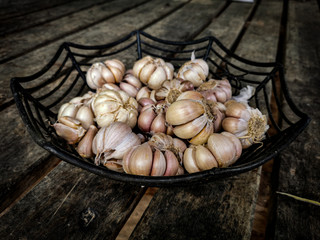 garlic in basket