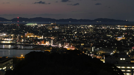 Fototapeta na wymiar 鳥取県米子城跡から見た米子市街地と島根半島の夜景