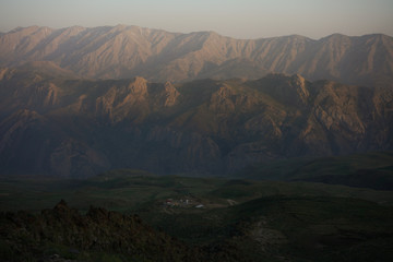 Krajobraz górski, Damavand, Iran