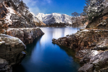Lago en Italia Europa