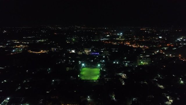 Laos | Stade de Football | Ville de Vientiane de nuit vue du ciel