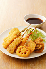 串カツ　Kushikatsu (Japanese deep-fried skewers)