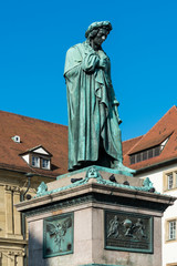 Schillerdenkmal auf dem Schillerplatz in Stuttgart.