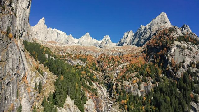 Aerial 4K - Valmasino (IT) - Mello valley - autumn view