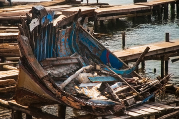 Fototapeta na wymiar Old boat wreck in Beykoz, Istanbul Turkey