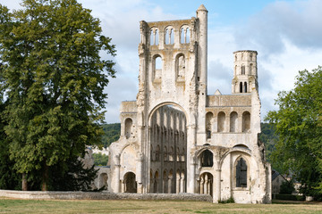 Fototapeta na wymiar the old abbey and Benedictine monastery at Jumieges in Normandy in France