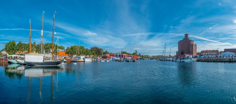 Germany, Schleswig-Holstein, Eckernfoerde, Fishing harbor