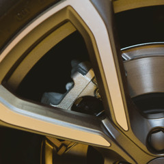 car wheel with brake