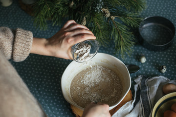 In Christmas morning knead the dough for pancakes