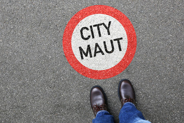 Mann City Maut Straße Stadt Mautstraße bezahlen saubere Luft Maut-Straße Schild Zone