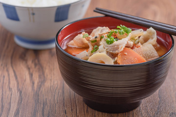 冬の味覚　豚汁