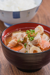 冬の味覚　豚汁