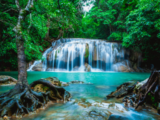 Fototapeta na wymiar Beautiful Erawan Waterfall in Erawan National Park, Kanchanaburi ,Thailand