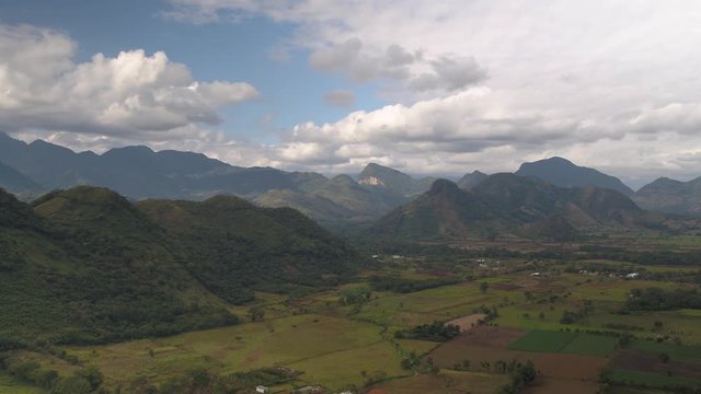 Toma a&eacute;rea de valle 