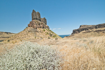 Hiking in Twin sisters rock in Washington state