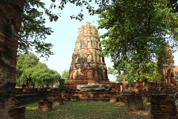 Fototapeta na wymiar Ruins of temple in Ayutthaya Thailand