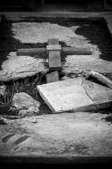 Fototapeta na wymiar Broken Tomb in Italian Cemetery