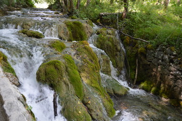 cascada lago