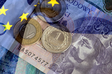 Flagge der Europäischen Union EU und Geld Polnische Zloty PLN