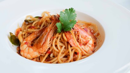 Spaghetti Tom Yum shrimp fusion food