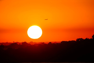 Obraz premium Sunset in Entebbe