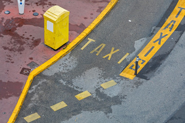 Taxi Sign