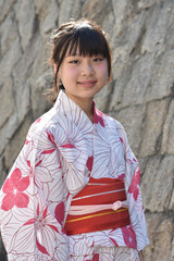 浴衣姿の少女