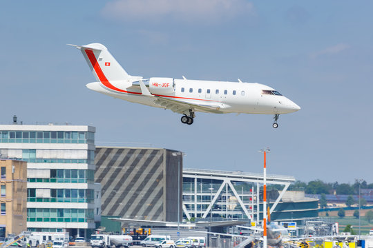 Scintilla AG Bombardier Challenger 650 airplane Stuttgart airport
