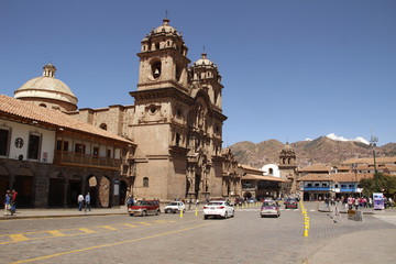 Fototapeta na wymiar Cusco, Peru »; August 2017: The cathedral in the main square of Cusco