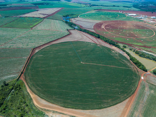 Plantação em circulo agronegócio  fazenda