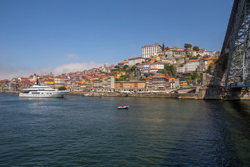 Fototapeta na wymiar Ribeira in Porto, Portugal