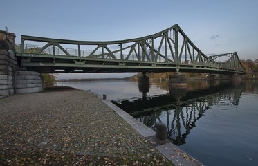 Glienicker Brücke von der Potsdamer Seite aus