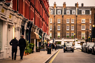 Fototapeta premium Blurred / Defocused London West End shopping street