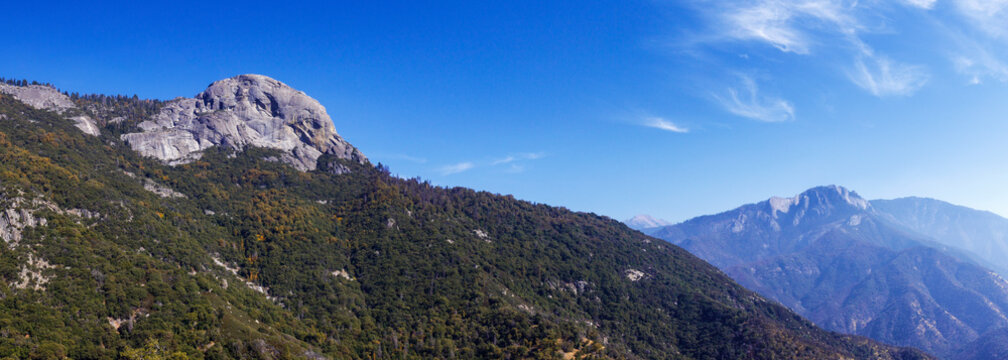 Moro Rock Panorama in Sequoia National Park © John Chedsey