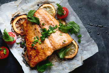 Grilled Salmon with lemon and herb