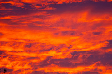 Wolkenbild im Abendrot 