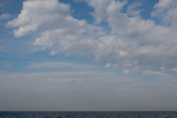 Obraz premium Horizonte marino visto desde el barco