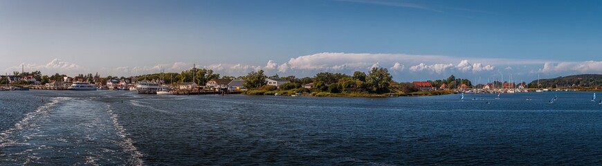 Fototapeta na wymiar Panorama vom Hafen in Vitte auf der Insel Hiddensee an der Ostsee