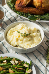 Homemade Thanksgiving Garlic Mashed Potatoes