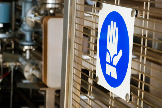 Safety sign - use correct PPE, wear gloves