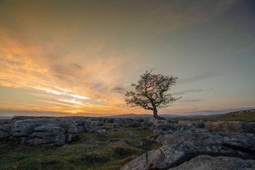 Fototapeta na wymiar Sunsets over Winskill Stones Settle Yorkshire 07