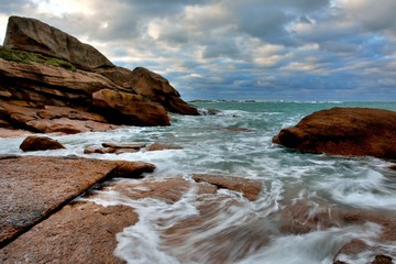 Obraz premium Paysage de mer à Trégastel en Bretagne . France