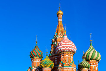 Fototapeta na wymiar St. Basil's Cathedral on Red Square in Moscow, Ancient Moscow St. Basil's Cathedral is the main tourist attraction of city, Russia.