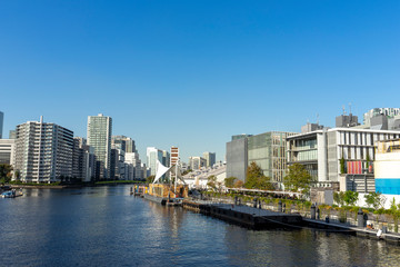 Fototapeta na wymiar 運河のある風景　東京　品川天王洲