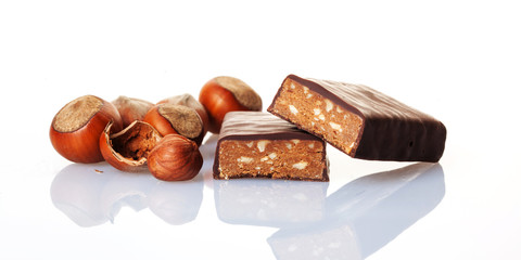 Energy protein bar with nuts