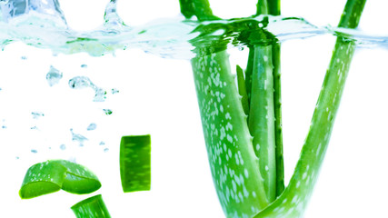 Aloe vera splashing in water