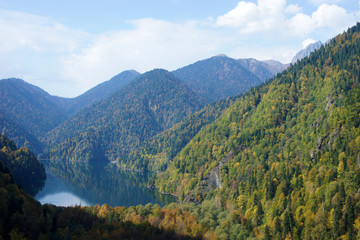 Fototapeta na wymiar Lake Ritsa. Abkhazia. Fall 2019.